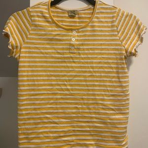 Short sleeved, girls large tee shirt(equal to adult small crop top)